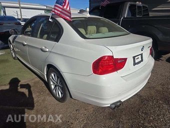 2010 BMW 3 Series Sedan 328i xDrive - miniatura 2