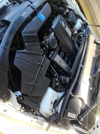 2010 BMW 3 Series Sedan 328i xDrive - miniatura 27