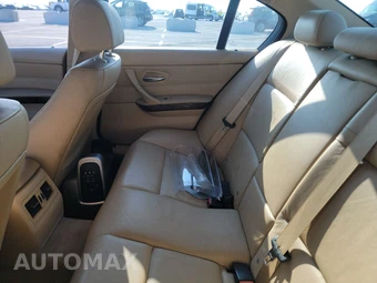 2010 BMW 3 Series Sedan 328i xDrive - miniatura 19