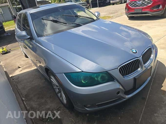 2010 BMW 3 Series Sedan 335i - miniatura 4