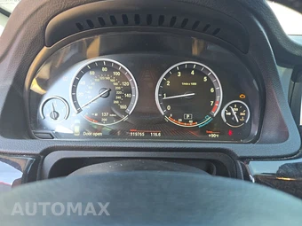 2010 BMW 5 Series Gran Turismo 550i Hatchback - miniatura 12