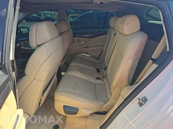 2010 BMW 5 Series Gran Turismo 550i Hatchback - miniatura 13