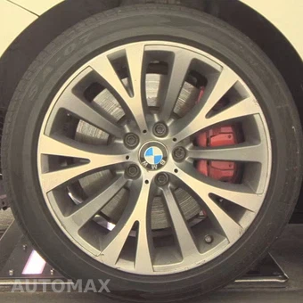 2010 BMW 5 Series Gran Turismo 550i Hatchback - miniatura 24