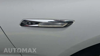 2010 BMW 5 Series Gran Turismo 550i Hatchback - miniatura 33