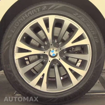 2010 BMW 5 Series Gran Turismo 550i Hatchback - miniatura 37