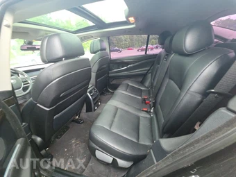 2010 BMW 5 Series Gran Turismo 550i xDrive Hatchback - miniatura 13