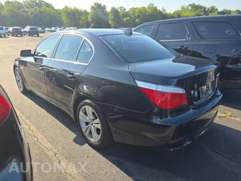 2010 BMW 5 Series Sedan 528i xDrive – miniatura 6