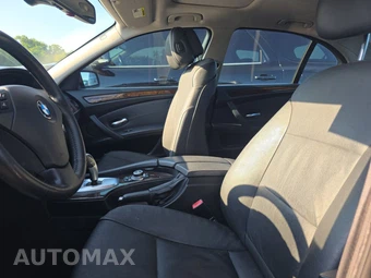 2010 BMW 5 Series Sedan 528i xDrive – miniatura 7