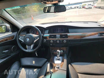 2010 BMW 5 Series Sedan 535i xDrive - miniatura 11