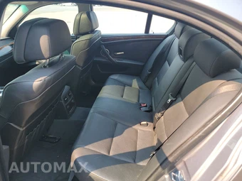 2010 BMW 5 Series Sedan 535i xDrive - miniatura 13