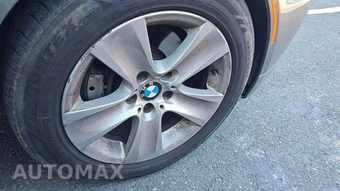 2010 BMW 5 Series Sedan 535i xDrive - miniatura 24