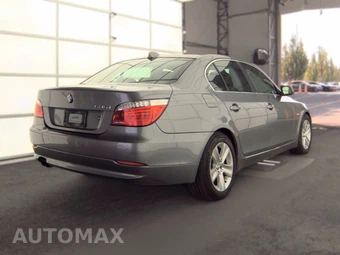 2010 BMW 5 Series Sedan 535i xDrive - miniatura 4