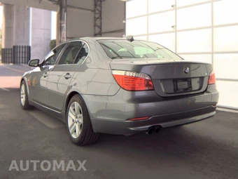 2010 BMW 5 Series Sedan 535i xDrive - miniatura 6