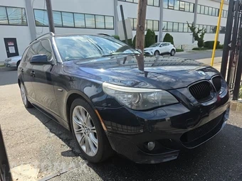 2010 BMW 5 Series Sports Wagon 535i xDrive - miniatura 25