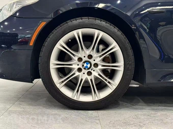 2010 BMW 5 Series Sports Wagon 535i xDrive - miniatura 7