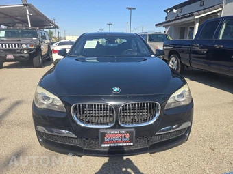 2010 BMW 7 Series Sedan 750Li – miniatura 2