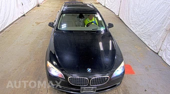 2010 BMW 7 Series Sedan 750Li – miniatura 2
