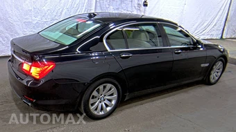 2010 BMW 7 Series Sedan 750Li – miniatura 4