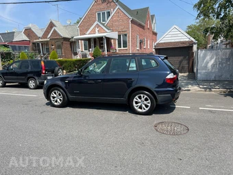 2010 BMW X3 Sports Activity Vehicle xDrive30i - miniatura 3