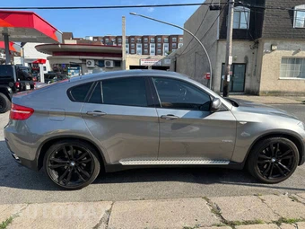 2010 BMW X6 Sports Activity Vehicle xDrive50i - miniatura 3