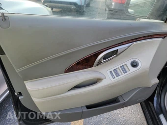 2010 Buick LaCrosse CXL – miniatura 9