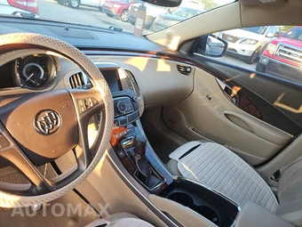 2010 Buick LaCrosse CXS – miniatura 11