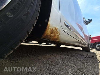 2010 Buick LaCrosse CXS – miniatura 30