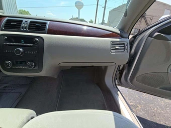 2010 Buick Lucerne CX 1CX - miniatura 16