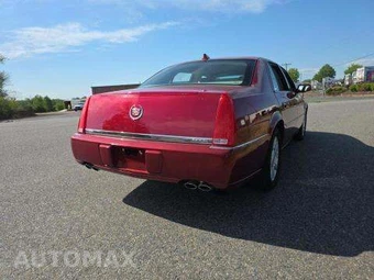 2010 Cadillac DTS 1SA - miniatura 3
