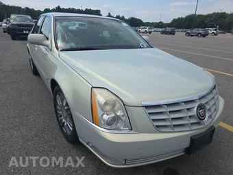 2010 Cadillac DTS 1SE – miniatura 3