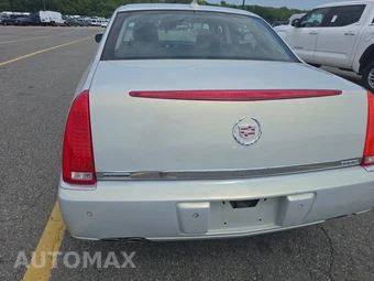 2010 Cadillac DTS 1SE – miniatura 5