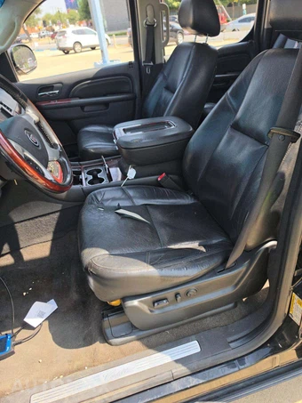 2010 Cadillac Escalade ESV Premium 1SC - miniatura 6