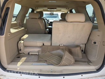 2010 Cadillac Escalade Luxury 1SB - miniatura 17