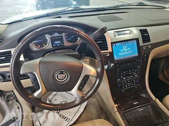2010 Cadillac Escalade Premium 1SC – miniatura 11