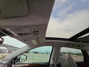 2010 Cadillac SRX Luxury Collection 1SB – miniatura 17