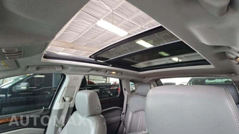 2010 Cadillac SRX Luxury Collection 1SB – miniatura 19