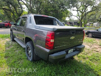 2010 Chevrolet Avalanche LT Crew Cab Short Bed 1LT – miniatura 2
