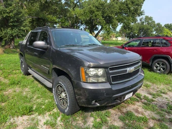 2010 Chevrolet Avalanche LT Crew Cab Short Bed 1LT – miniatura 4