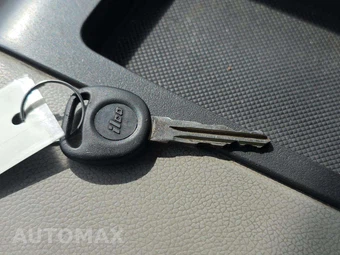2010 Chevrolet Avalanche LT Crew Cab Short Bed 1LT – miniatura 8