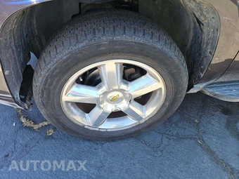 2010 Chevrolet Avalanche LT Crew Cab Short Bed 1LT - miniatura 25