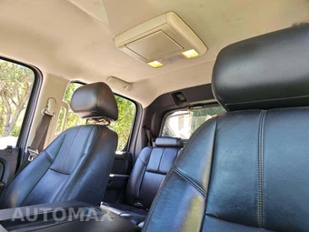 2010 Chevrolet Avalanche LT Crew Cab Short Bed 1LT - miniatura 8