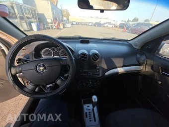 2010 Chevrolet Aveo LT Sedan 1LT - miniatura 11