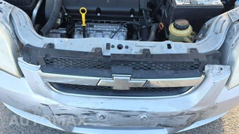 2010 Chevrolet Aveo LT Sedan 1LT - miniatura 21