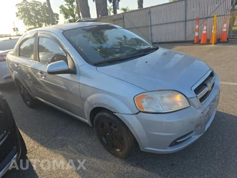 2010 Chevrolet Aveo LT Sedan 1LT - miniatura 3