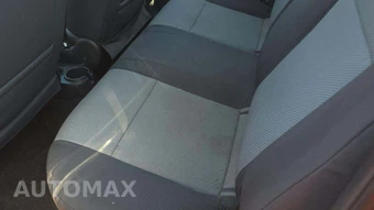 2010 Chevrolet Aveo5 LS Hatchback 1LS – miniatura 22