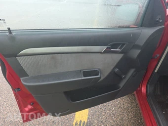 2010 Chevrolet Aveo5 LS Hatchback 1LS – miniatura 9