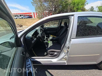2010 Chevrolet Cobalt LT Sedan 1LT - miniatura 3