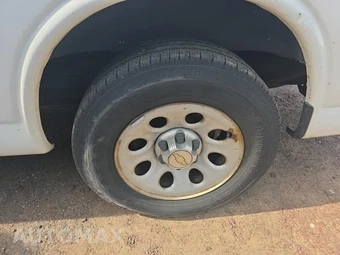 2010 Chevrolet Express 1500 Cargo Van 1WT 135.0" WB – miniatura 11