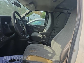 2010 Chevrolet Express 1500 Cargo Van 1WT 135.0" WB – miniatura 13