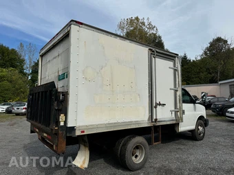 2010 Chevrolet Express 3500 Base - miniatura 4